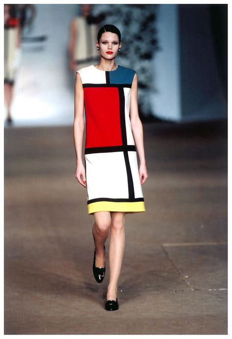 yves saint laurent mondrian prezzo|yves saint laurent 1960s.